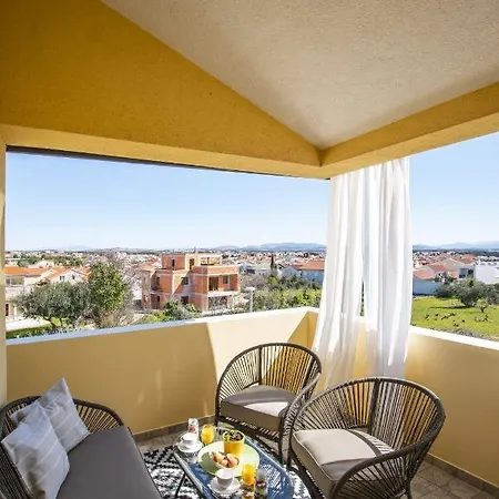 Diora And Silver Apartman Vodice