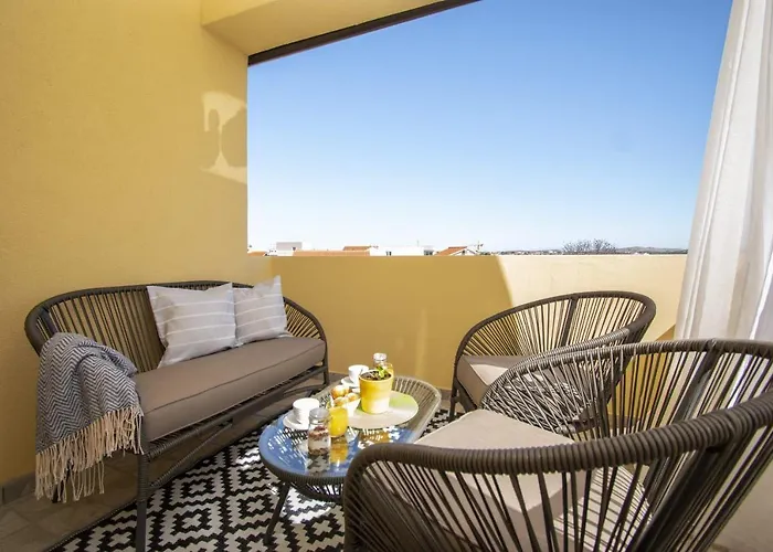 Diora And Silver דירה וודיצה