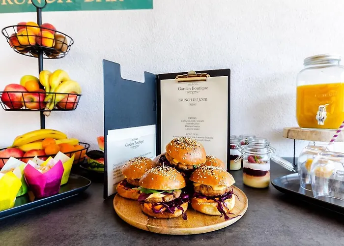 Apartment Diora And Silver