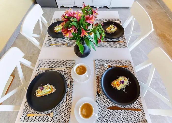 Diora And Silver דירה